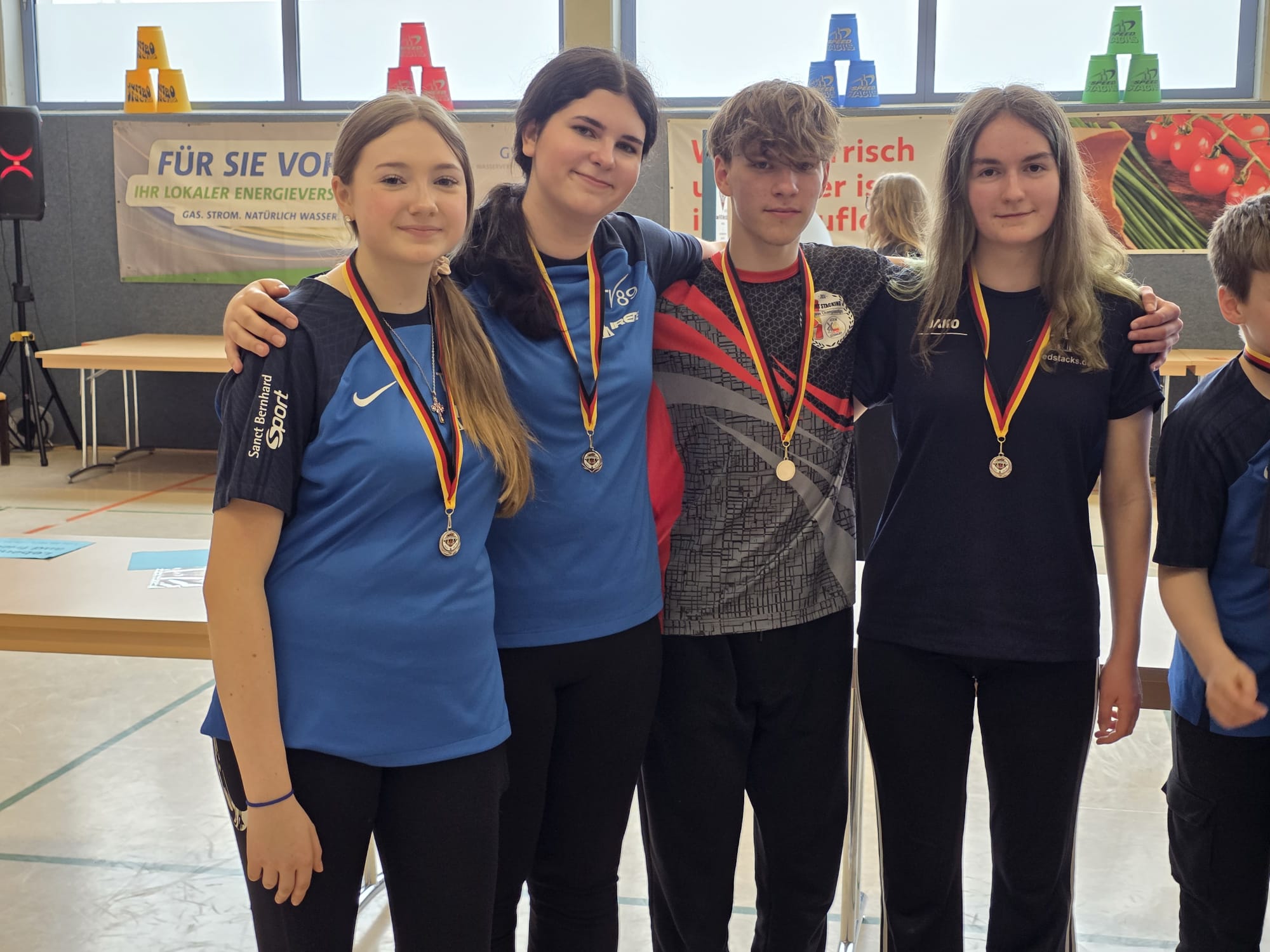 AK16u Staffel v.l.n.r: Melissa Hirth, Irene Kuru, Jonathan Dworak und Jeniffer Jäger